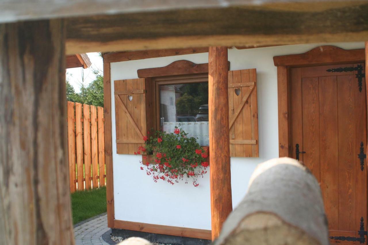 Zagroda Pod Gontem Kopalino Exterior foto