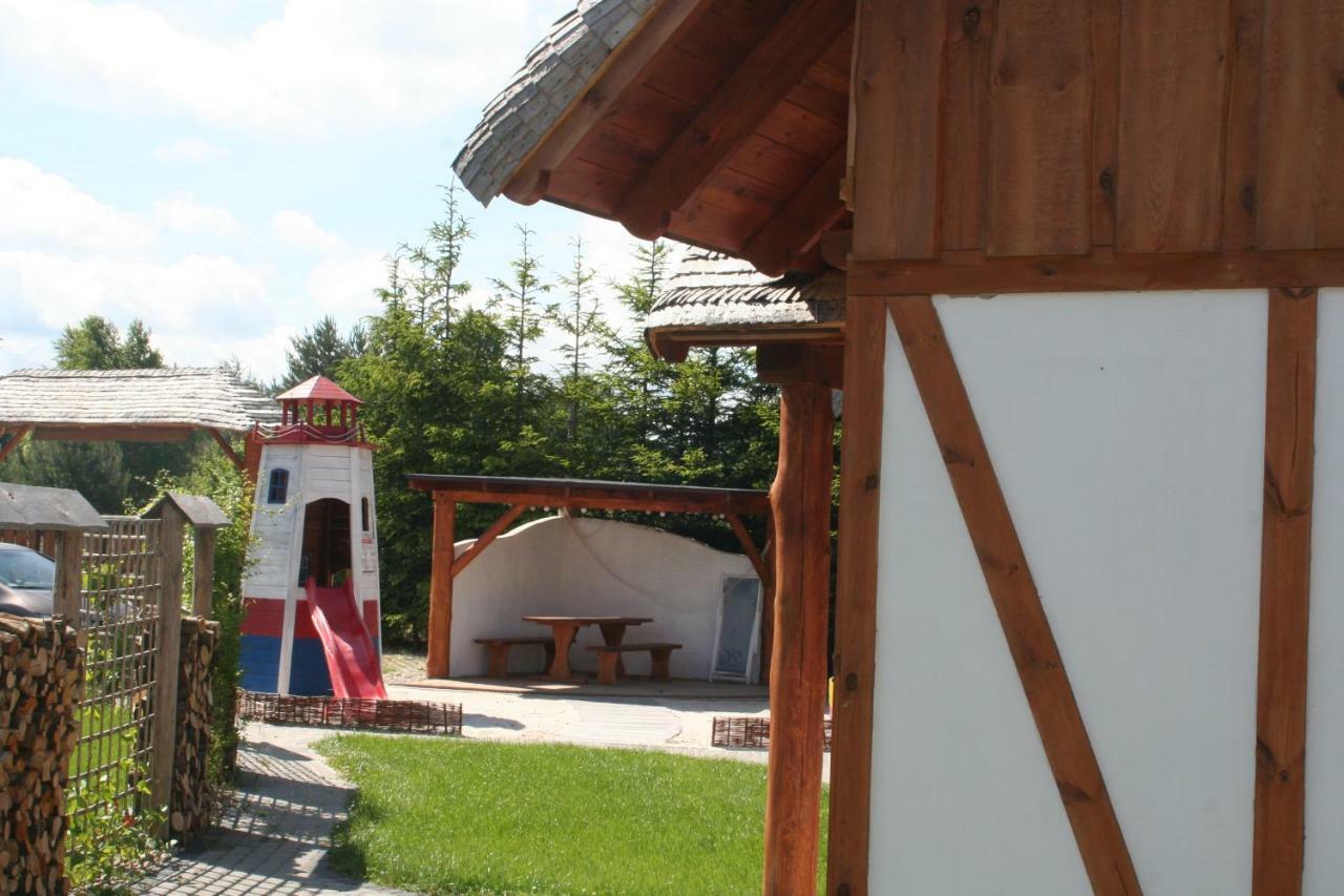 Zagroda Pod Gontem Kopalino Exterior foto